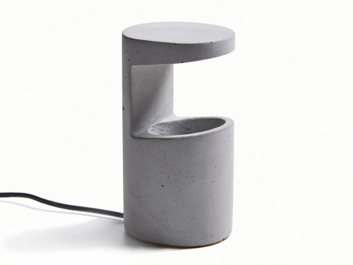 REF - LED concrete table lamp _ URBI et ORBI